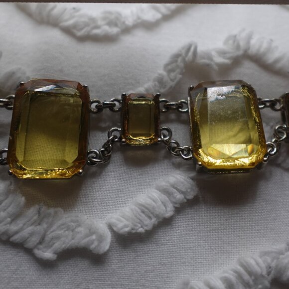 Banana Republic statement necklace - Picture 10 of 10